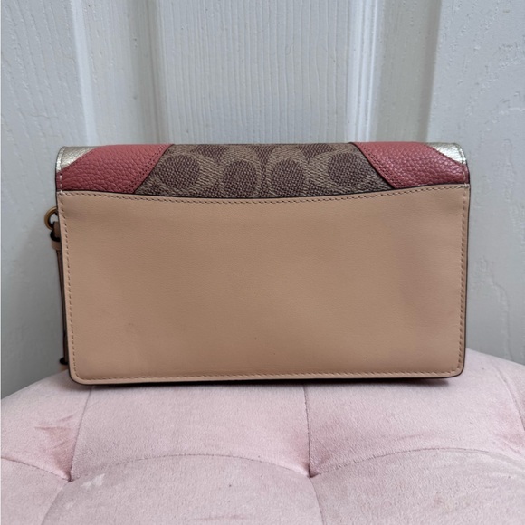 Hayden Foldover Crossbody Clutch In Signature Canvas With Wave Patchwork - Picture 10 of 10